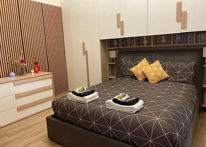 Nadia House 아파트 *